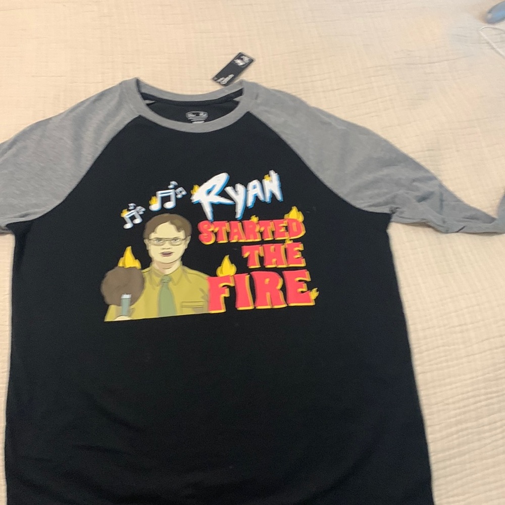“Office” jersey t-shirt .Adult small.